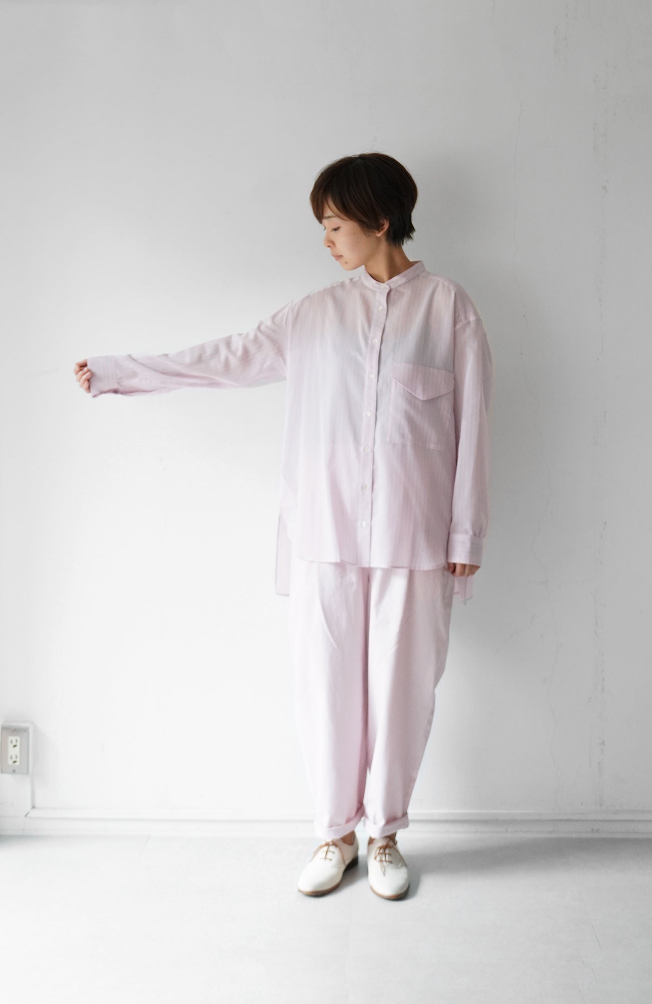 Striped band collar shirt