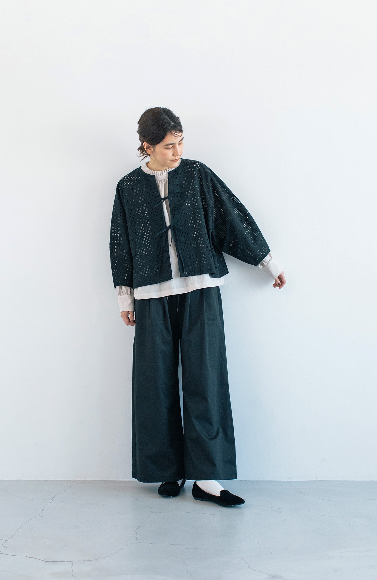 Wide-leg trousers
