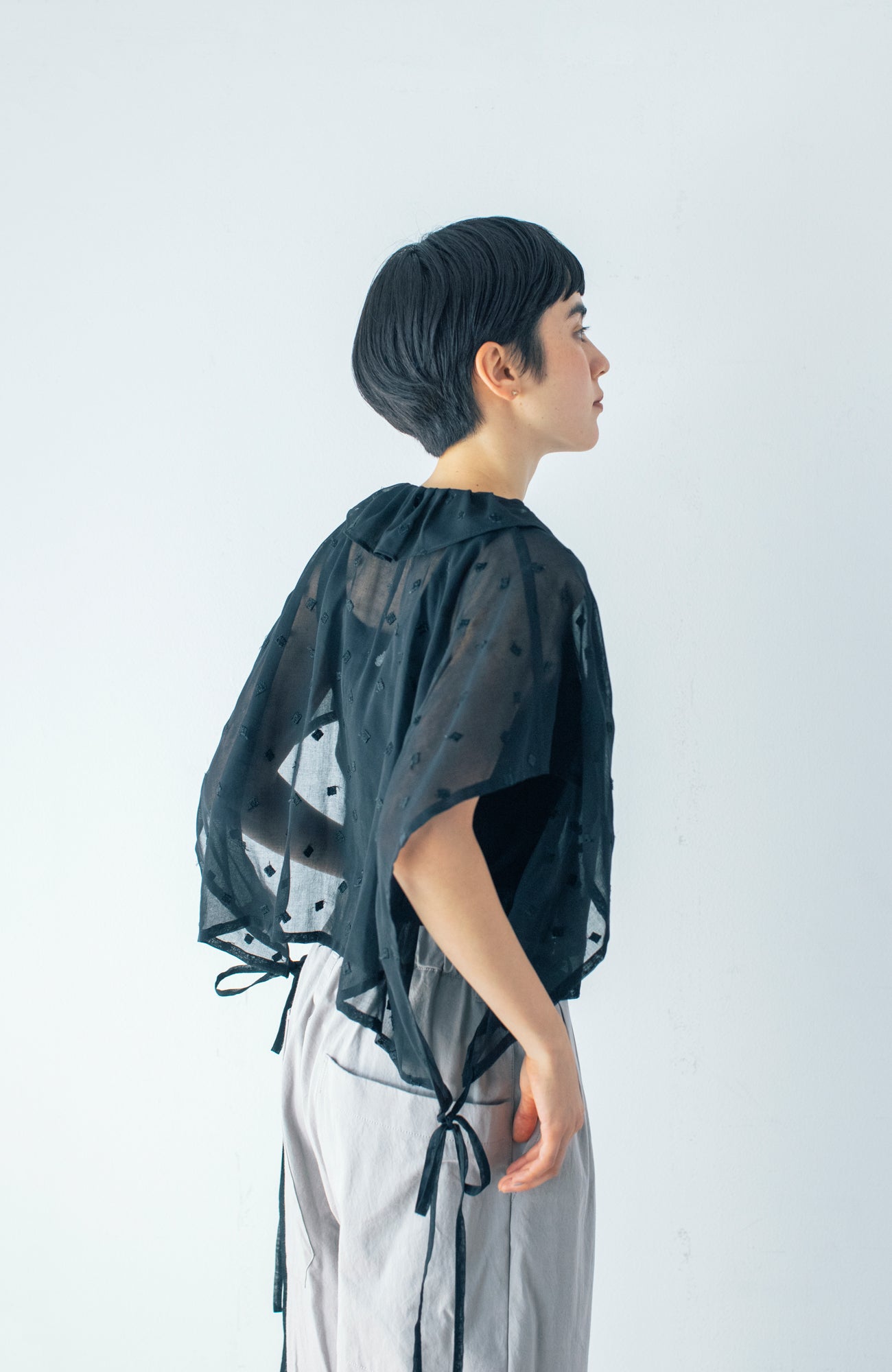 Sukre Tuck Collar Blouse