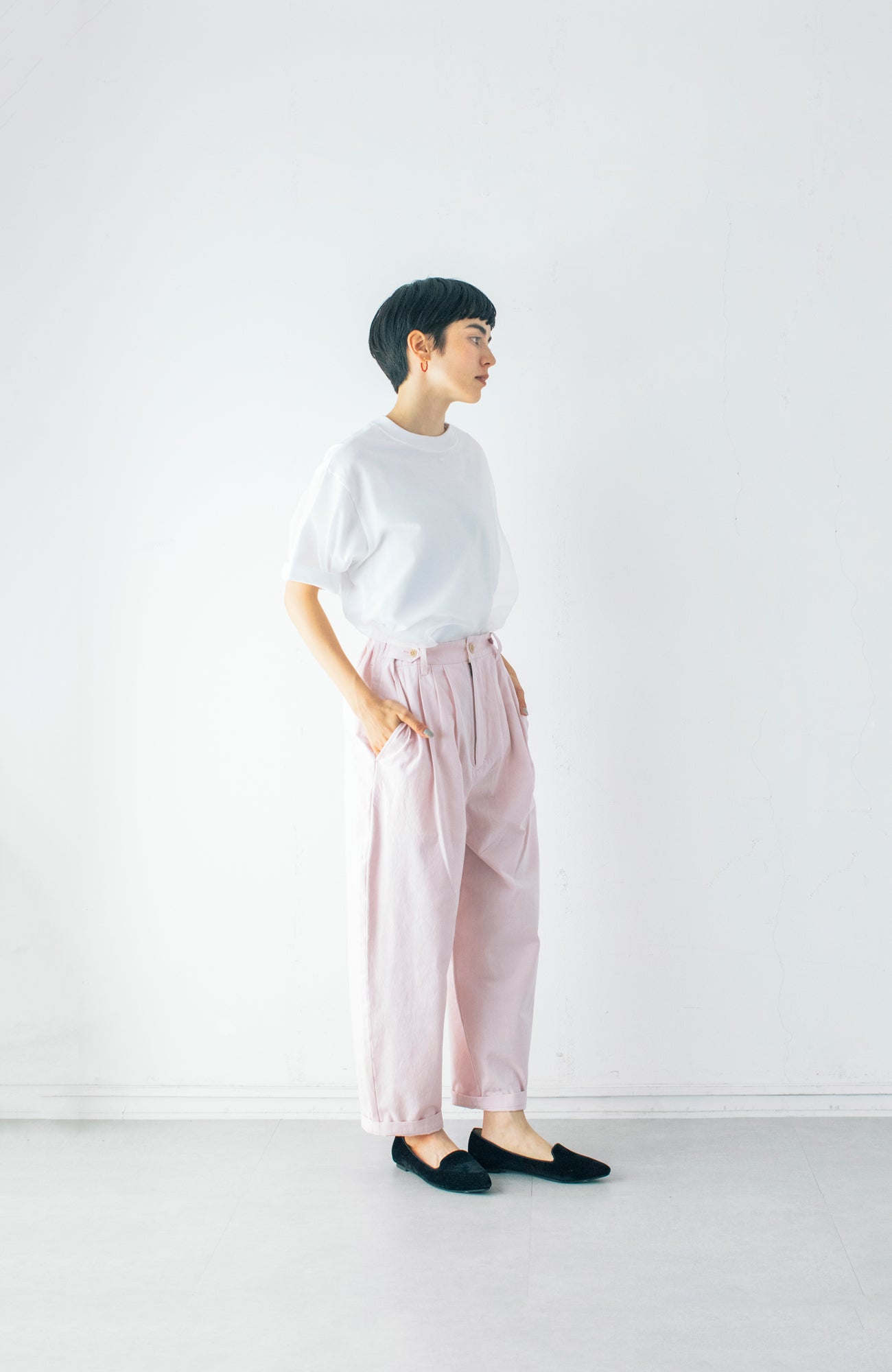 SUNNY DRY4 Tuck Pants
