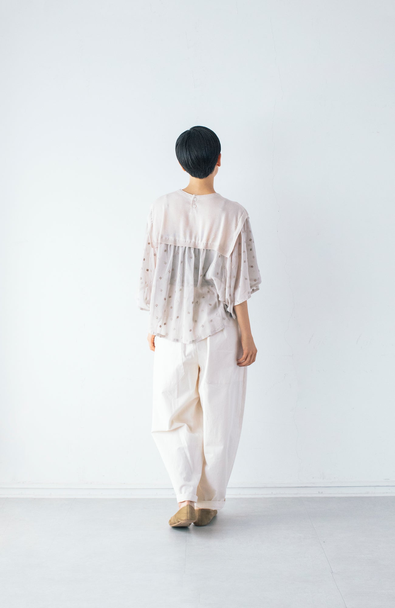 SUNNY DRY4 Tuck Pants