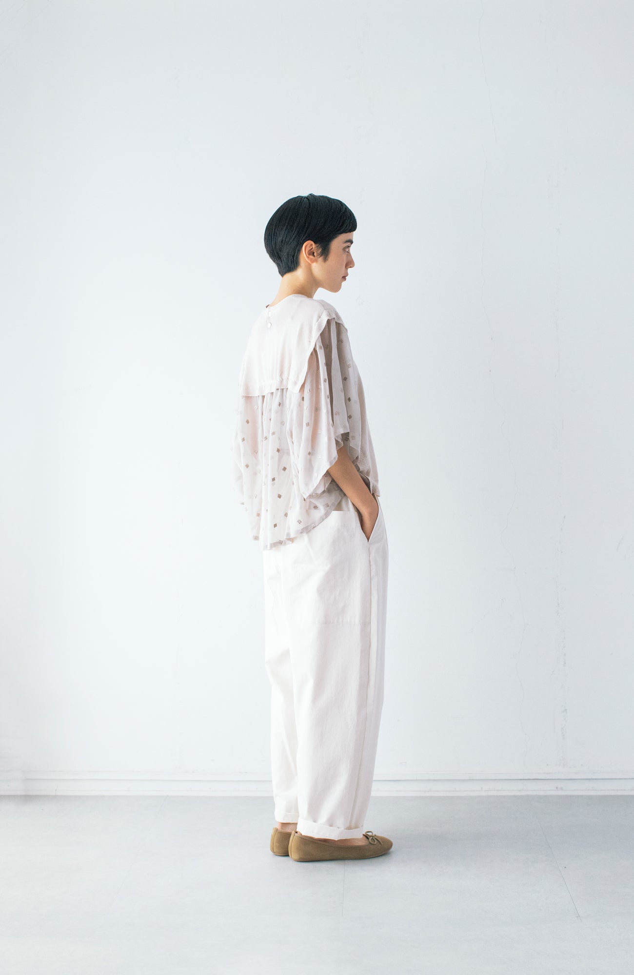 SUNNY DRY4 Tuck Pants