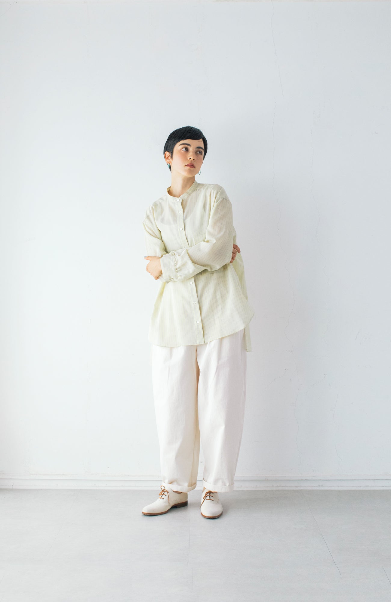 Striped band collar shirt