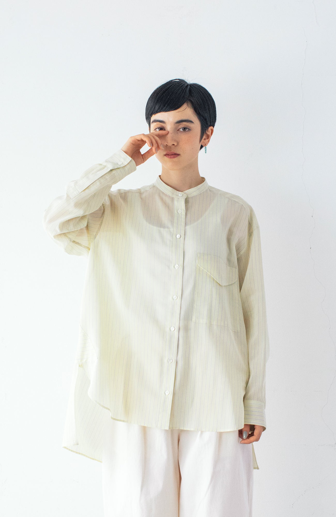 Striped band collar shirt