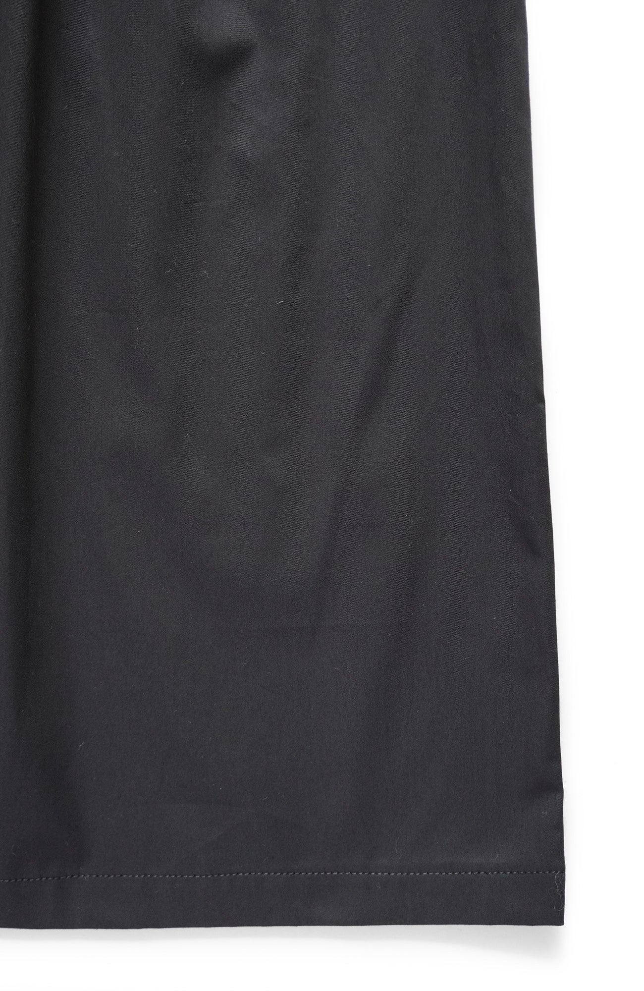 Wide-leg trousers