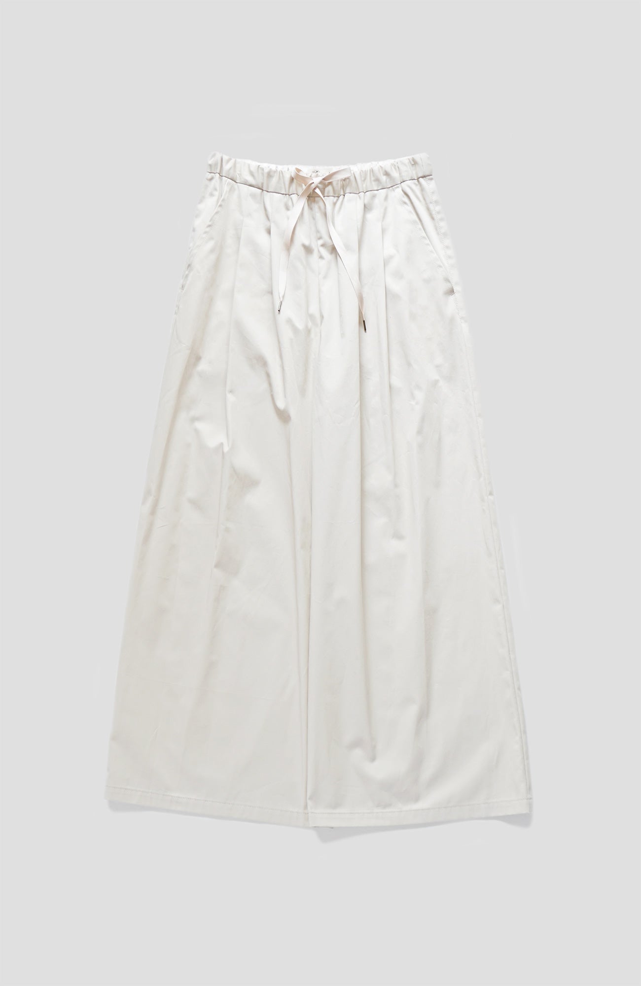 Wide-leg trousers