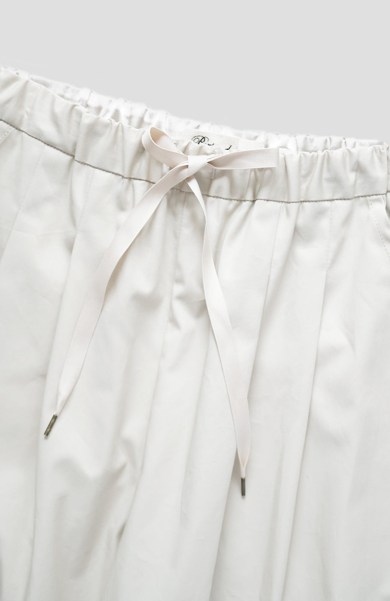 Wide-leg trousers
