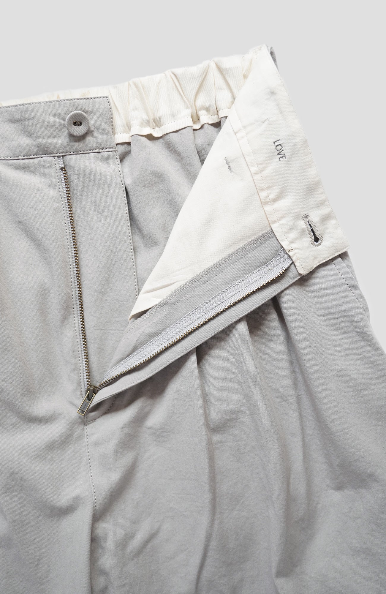 SUNNY DRY4 Tuck Pants
