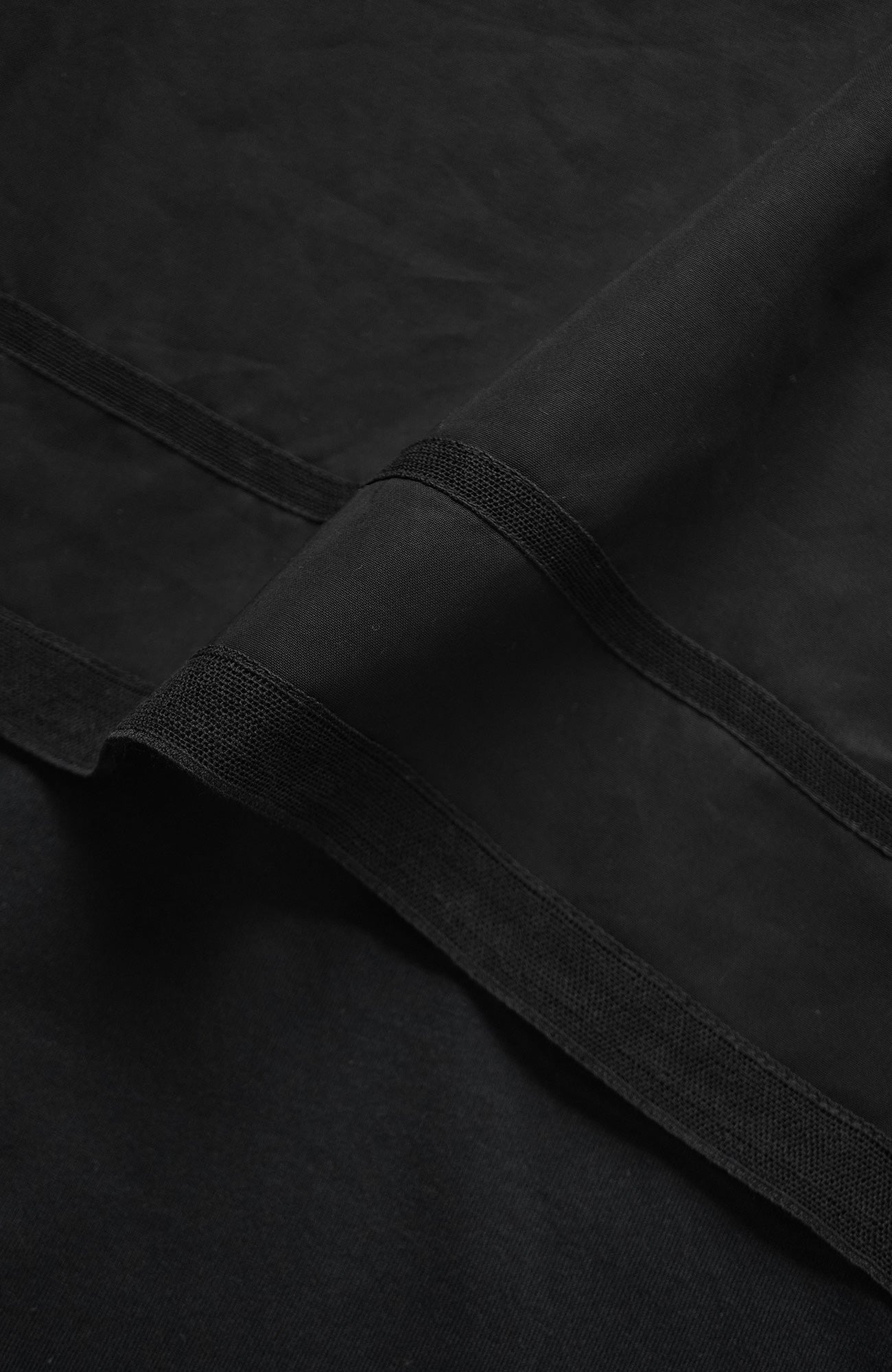 Square collar pullover