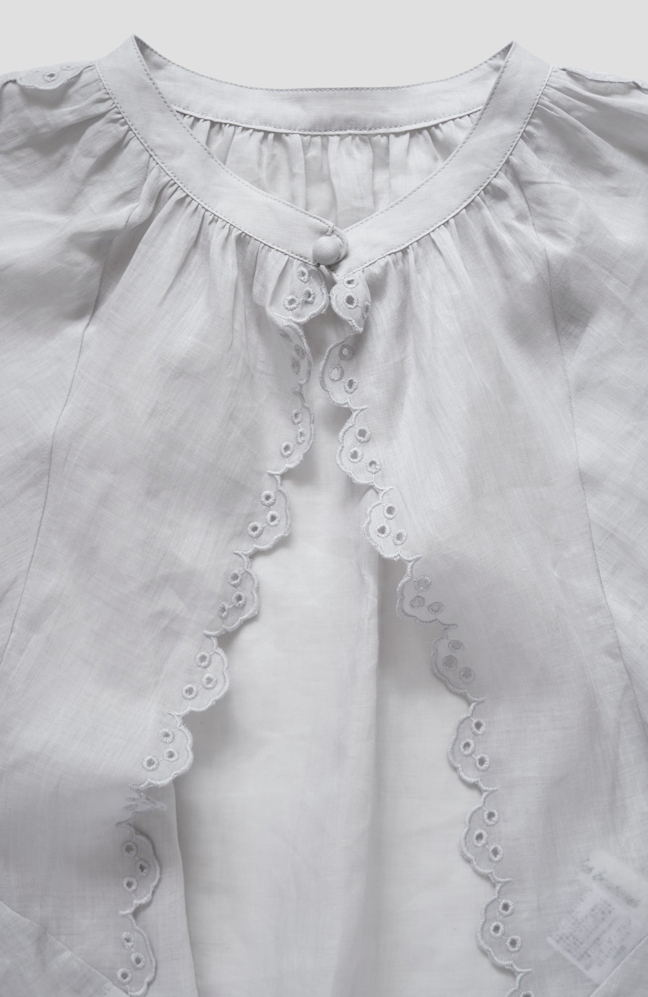 Bowler Scallop Sleeve Blouse (2025 Summer Collection)