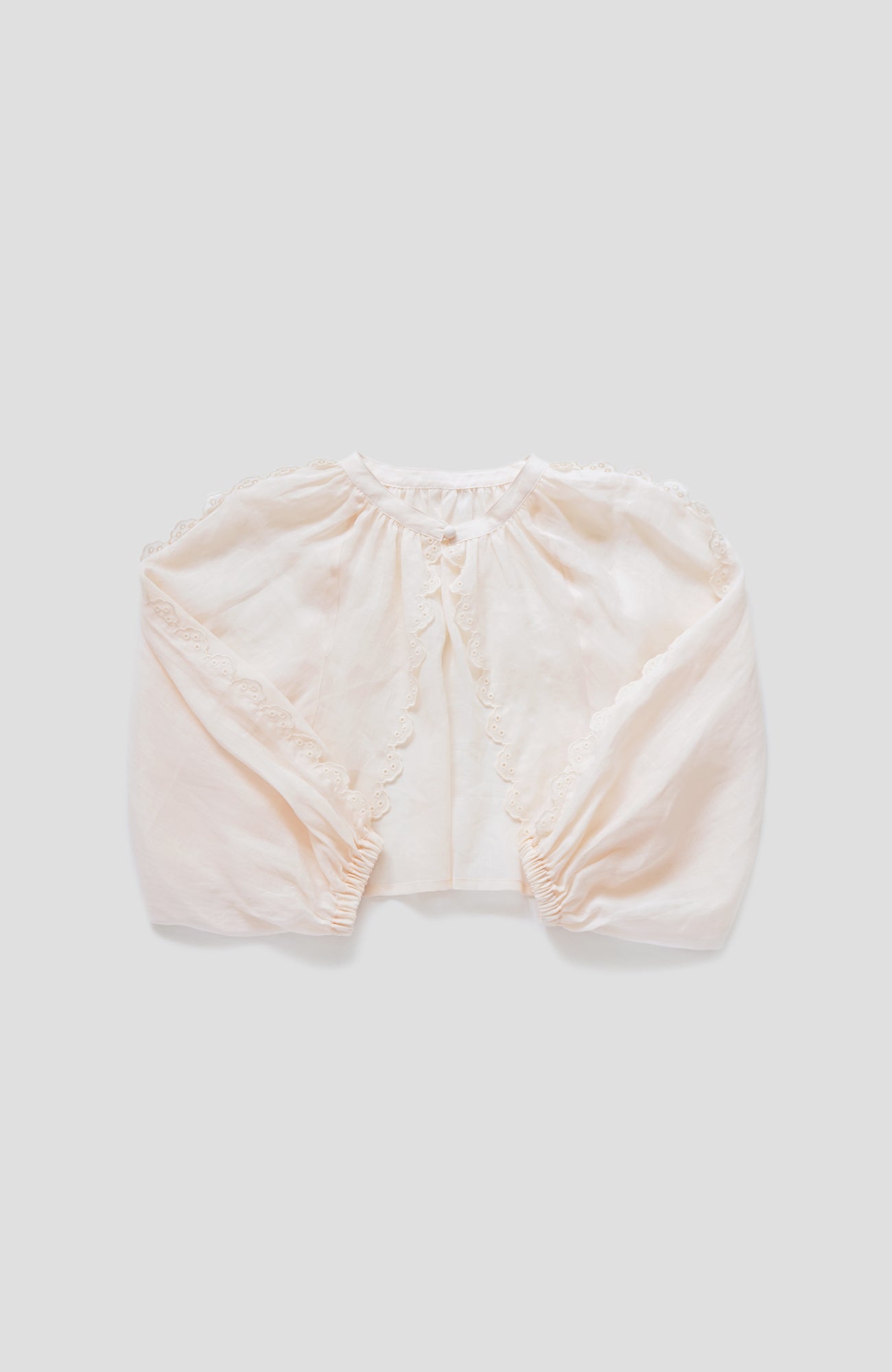Bowler Scallop Sleeve Blouse (2025 Summer Collection)
