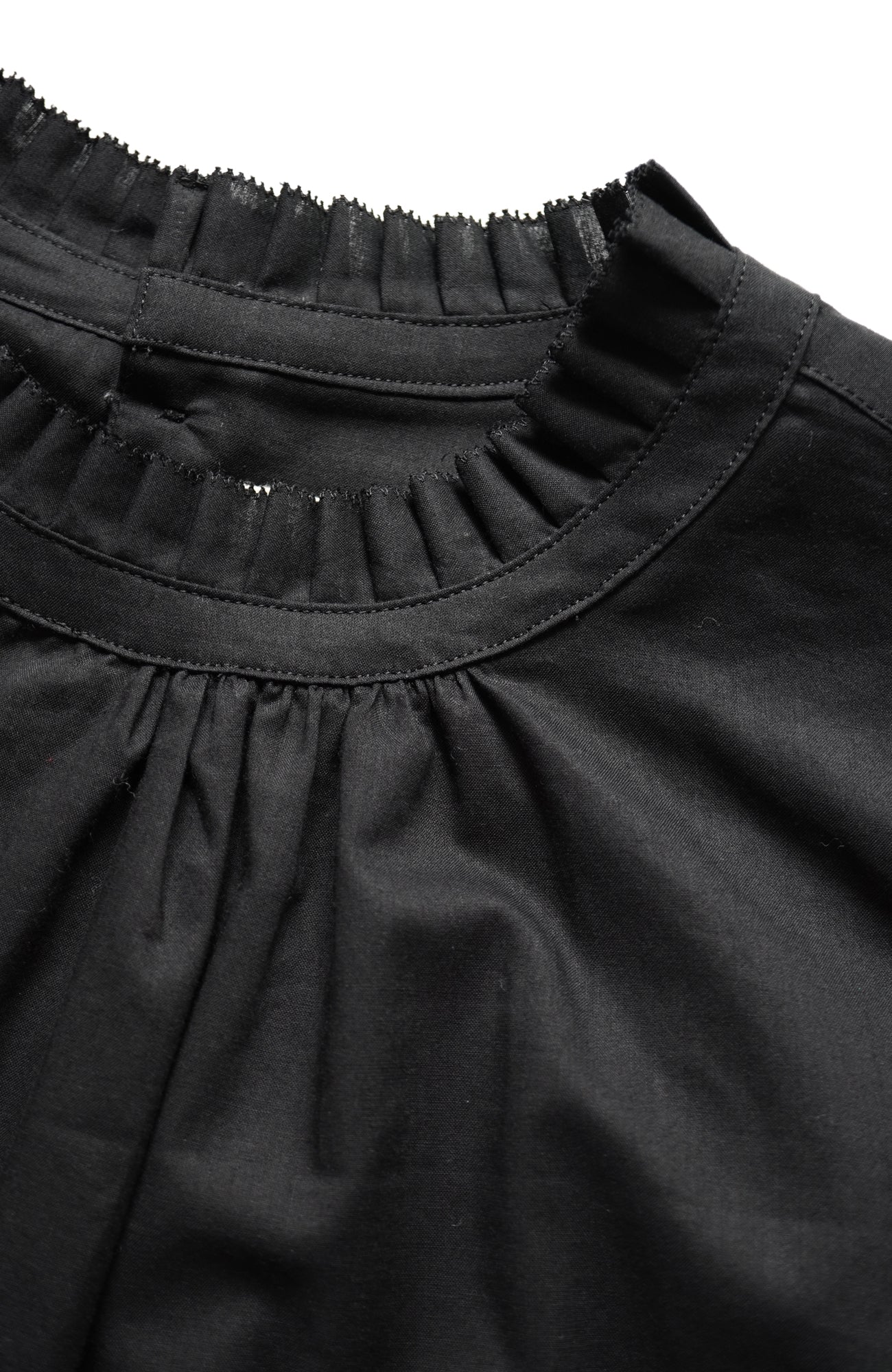 タックカラーブラウス(2025 Pre-Spring Collection)