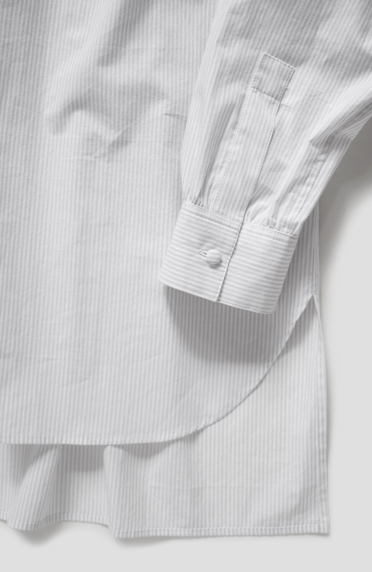 Tuck collar shirt (2025 Spring Collection)