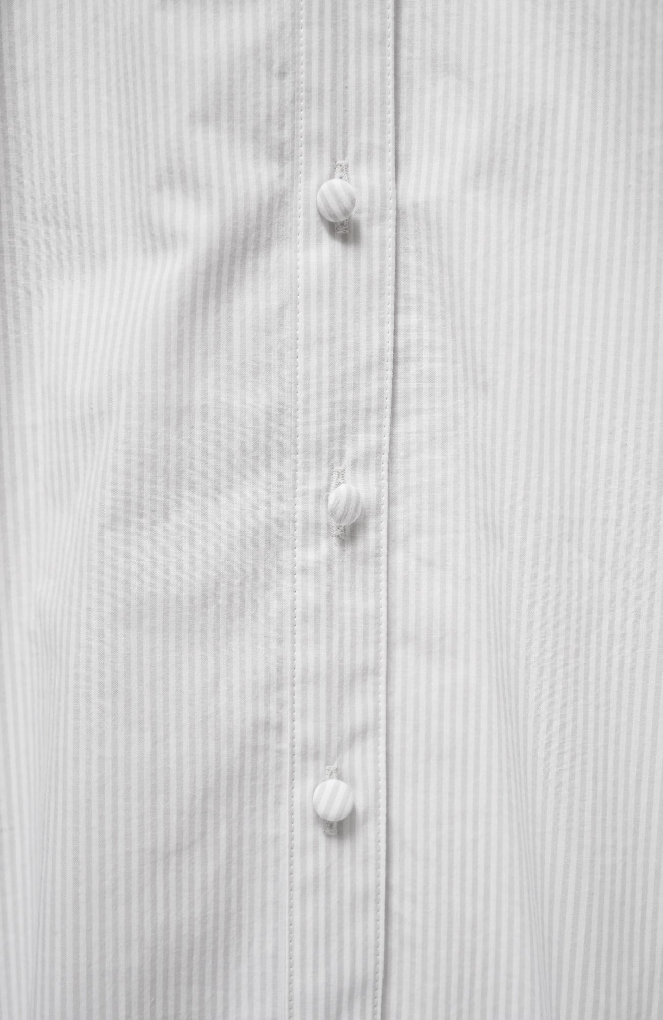 Tuck collar shirt (2025 Spring Collection)