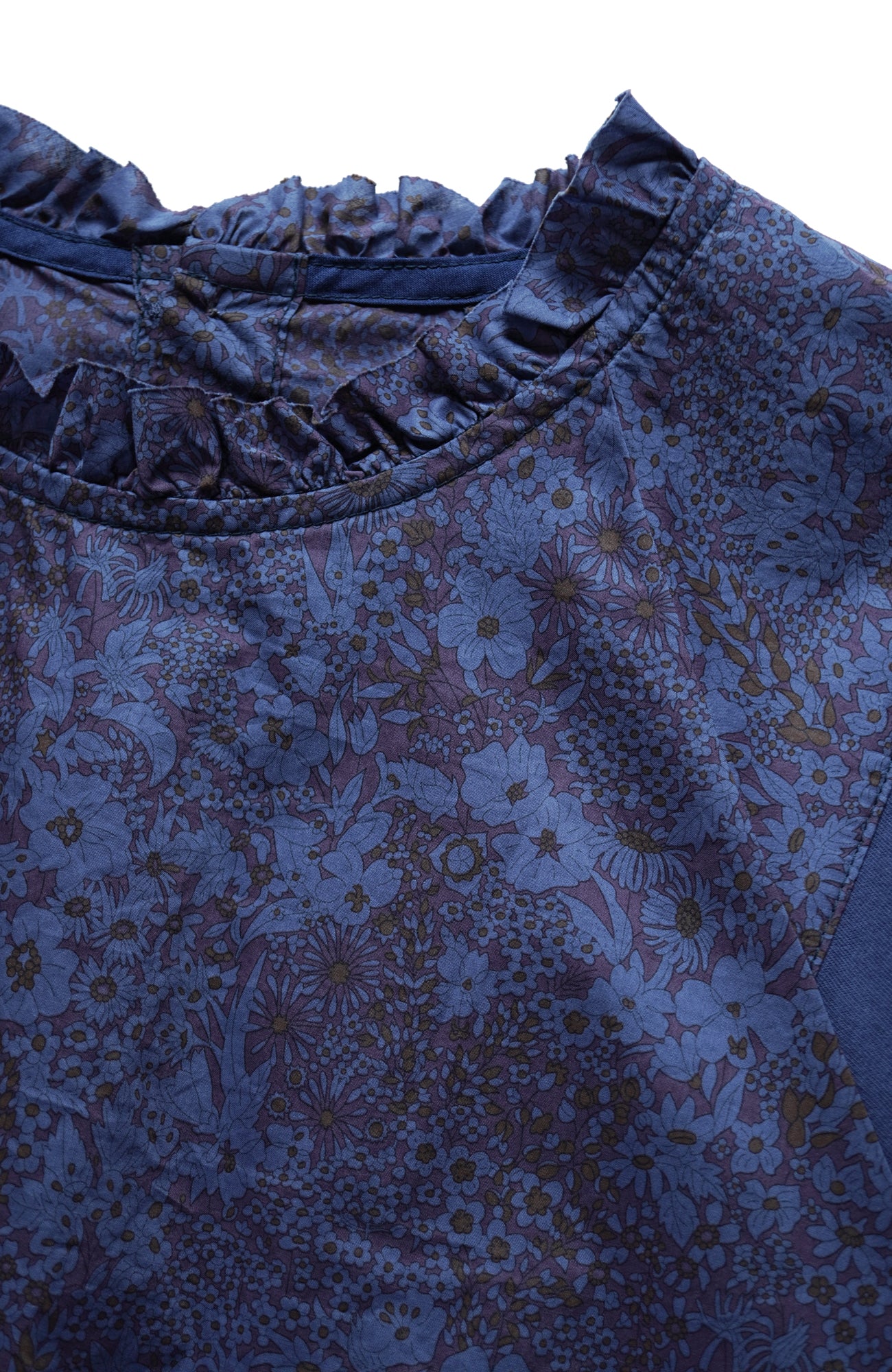 LIBERTY PRINT ruffle neck pullover (2025 Spring Collection)