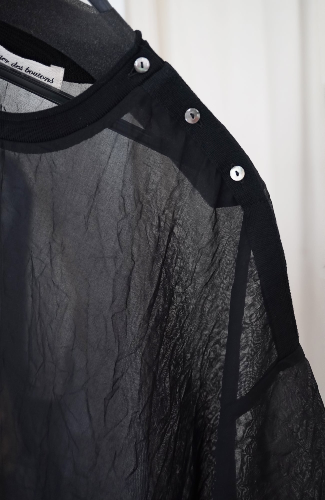 Sheer pullover (2025 Spring Collection)