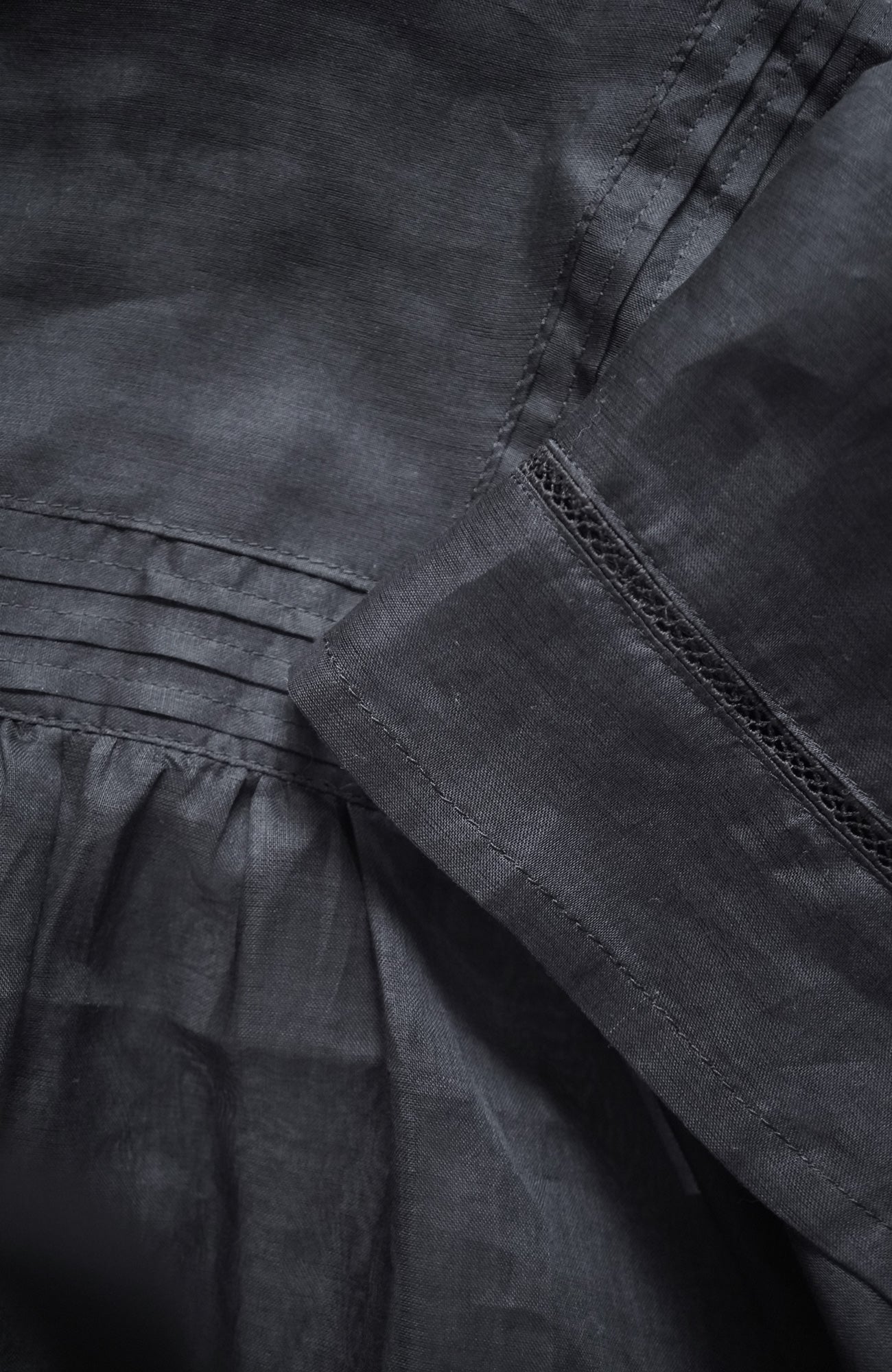 Cape blouse (2025 Summer Collection)