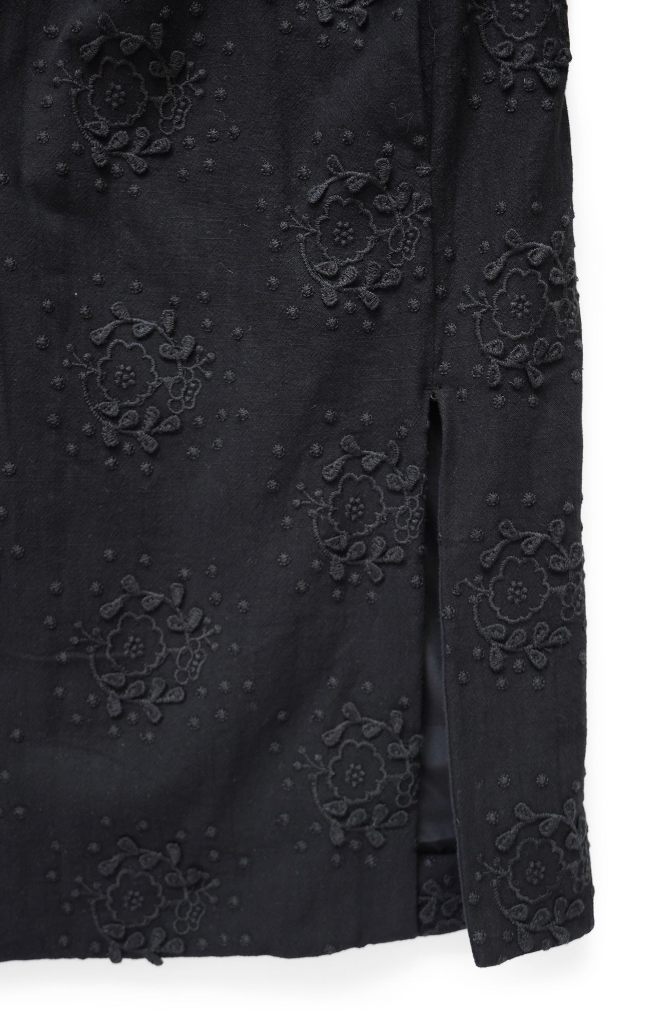 Embroidered Coat (2025 Autumn & Winter Collection)