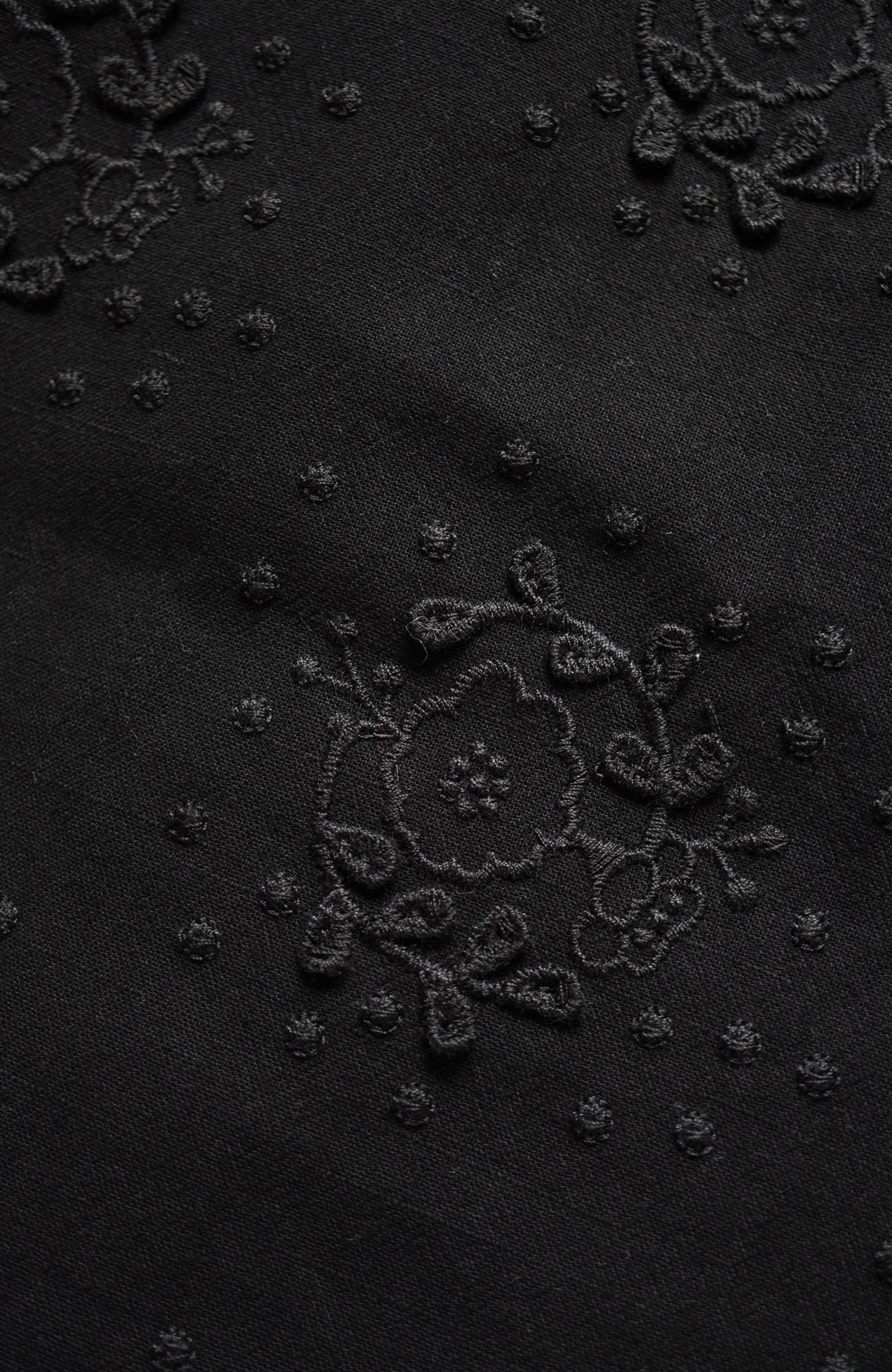 Embroidered Coat (2025 Autumn & Winter Collection)