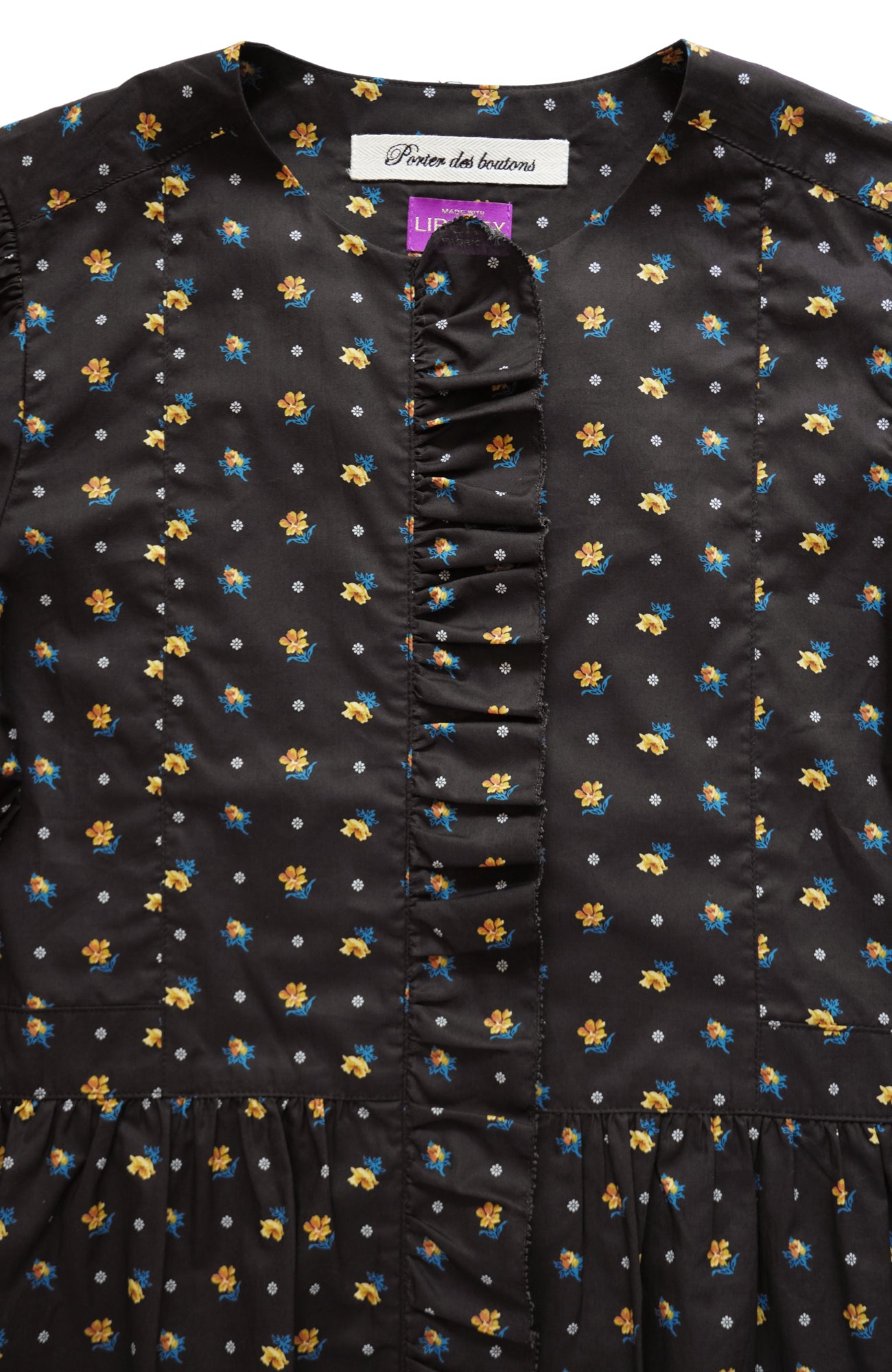 LIBERTY PRINTフロントフリルブラウス(2025-2026 Winter & Pre-spring Collection)