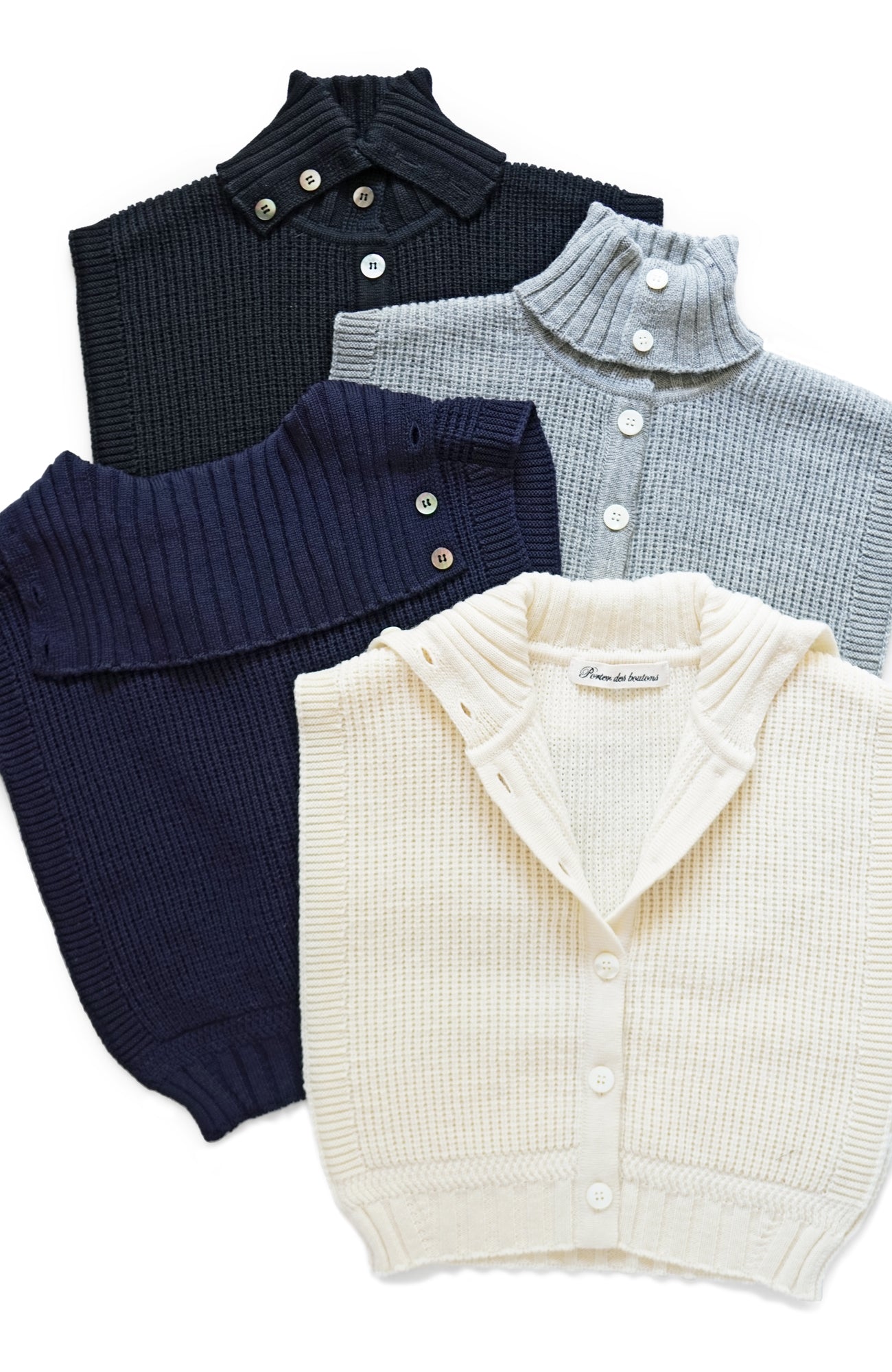 ボタンカラーベスト(2025-2026 Winter & Pre-spring Collection)