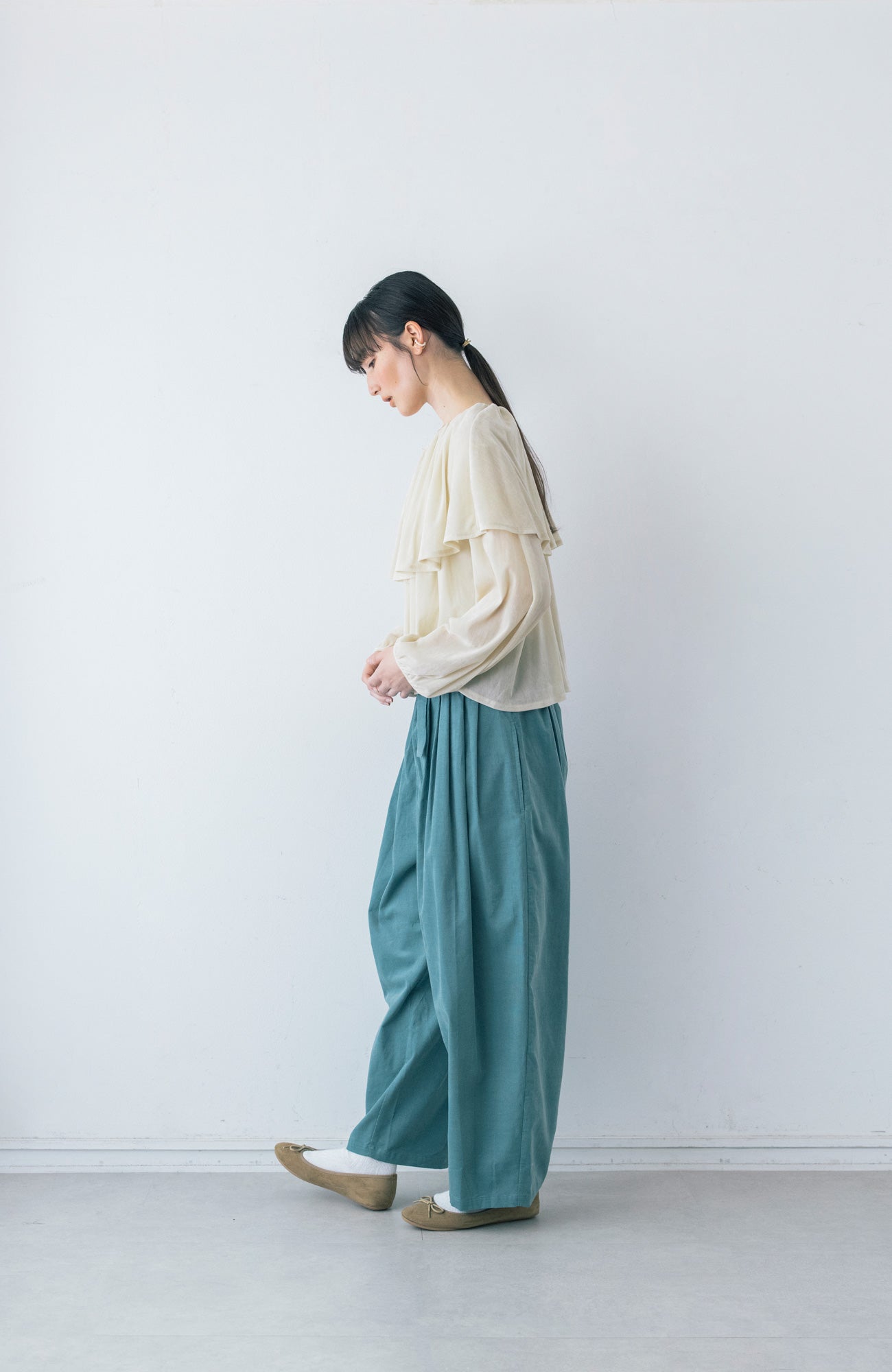 ワイドカラーカーディガン(2025-2026 Winter & Pre-spring Collection)