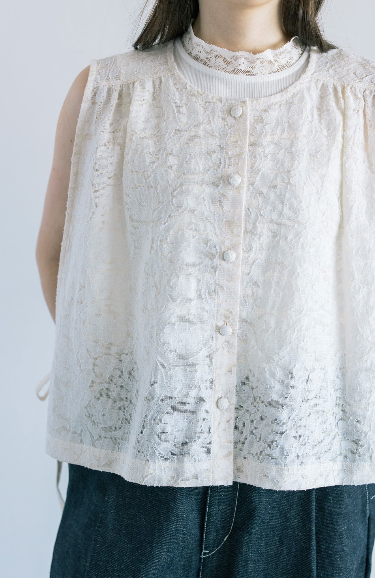 Side ribbon vest (2025 Summer Collection)