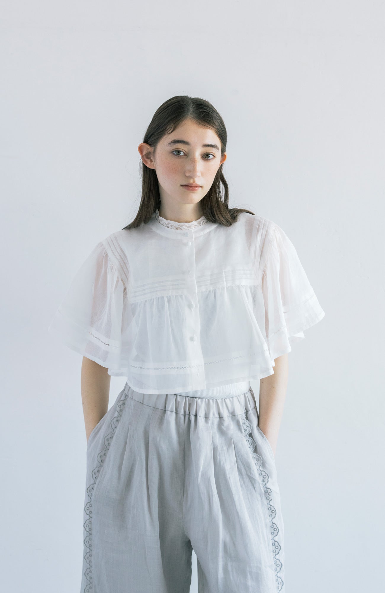 Cape blouse (2025 Summer Collection)