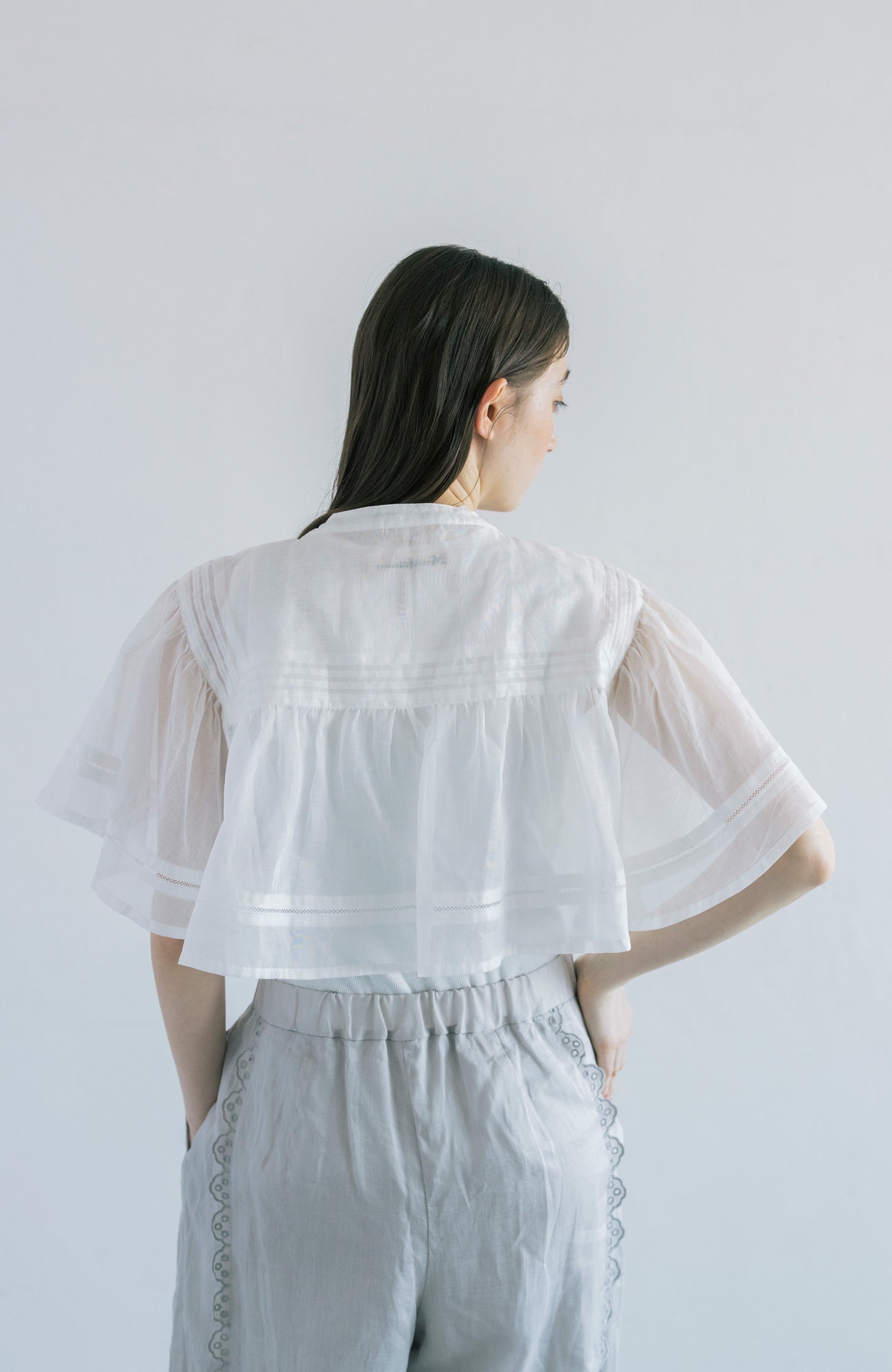 Cape blouse (2025 Summer Collection)
