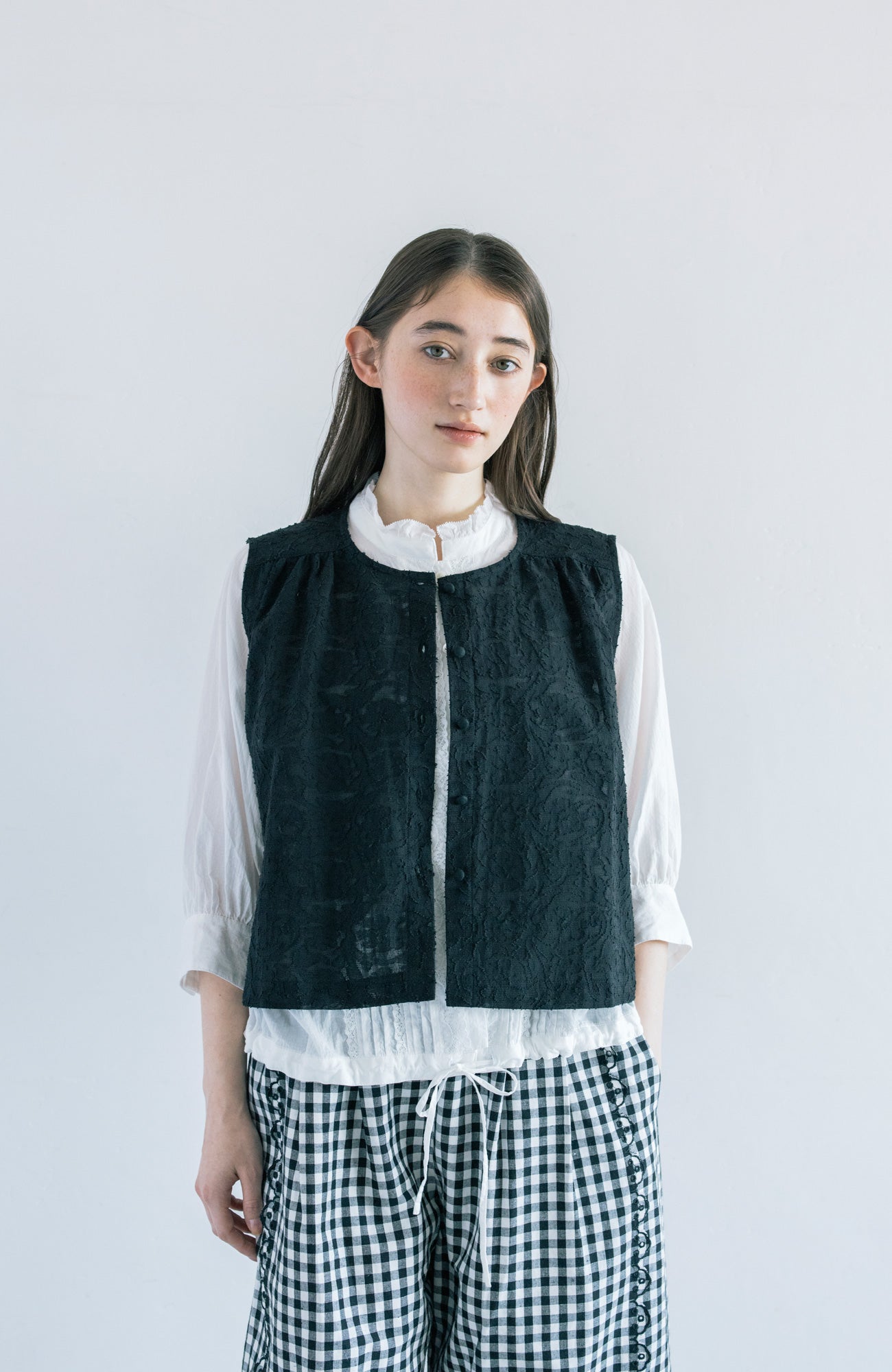 Side ribbon vest (2025 Summer Collection)