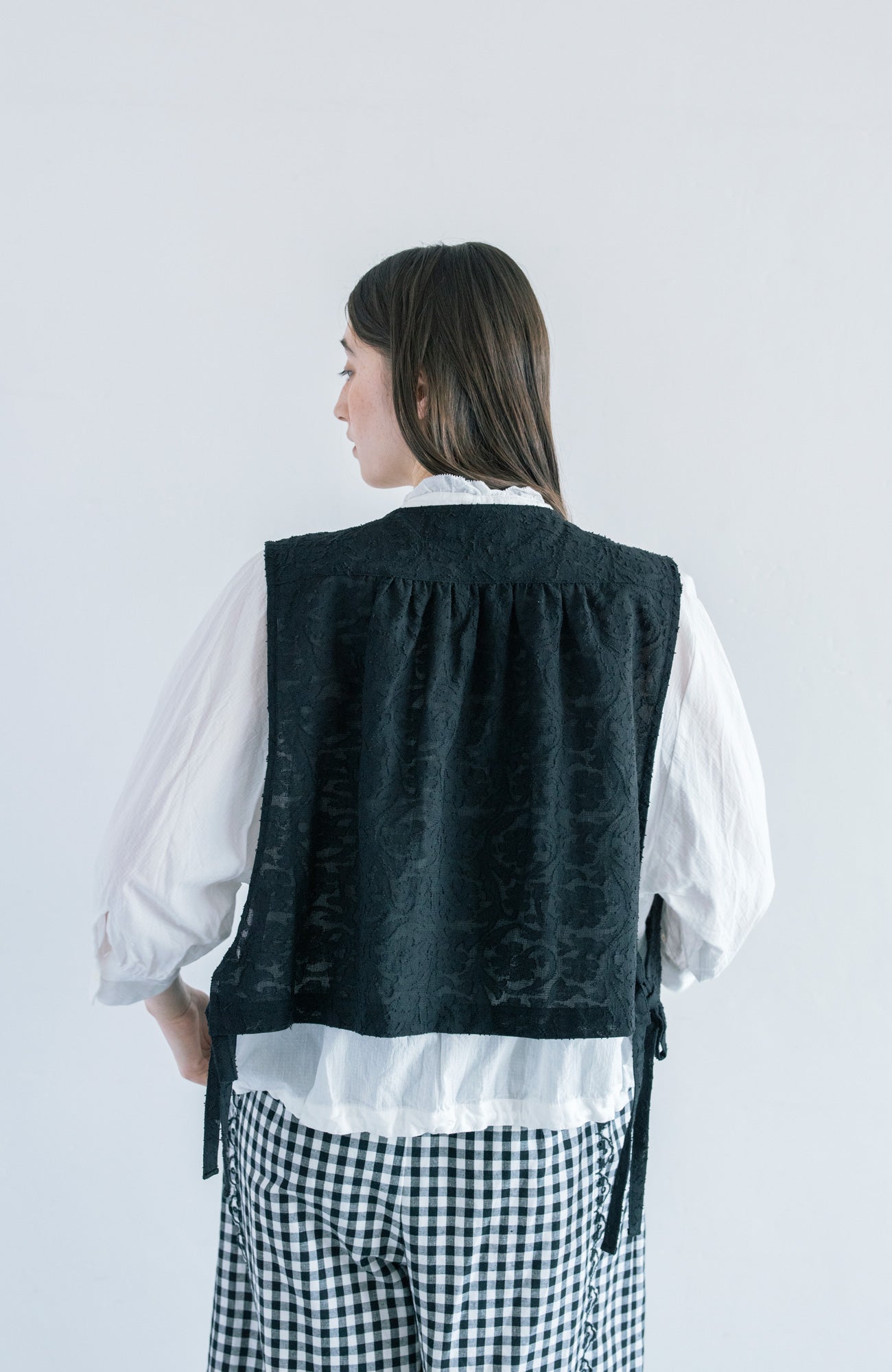 Side ribbon vest (2025 Summer Collection)