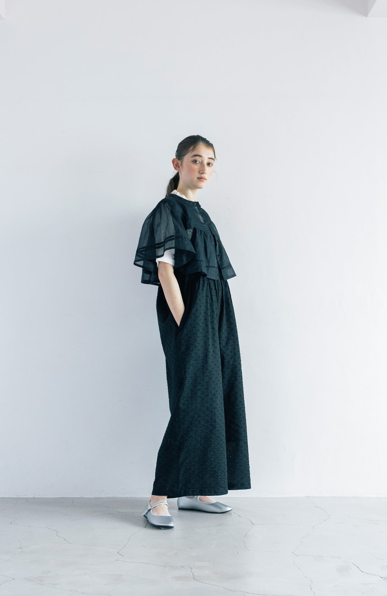 Cape blouse (2025 Summer Collection)