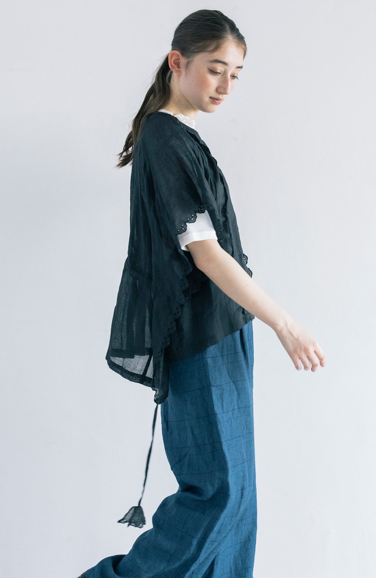 Bowler Scallop Blouse (2025 Summer Collection)