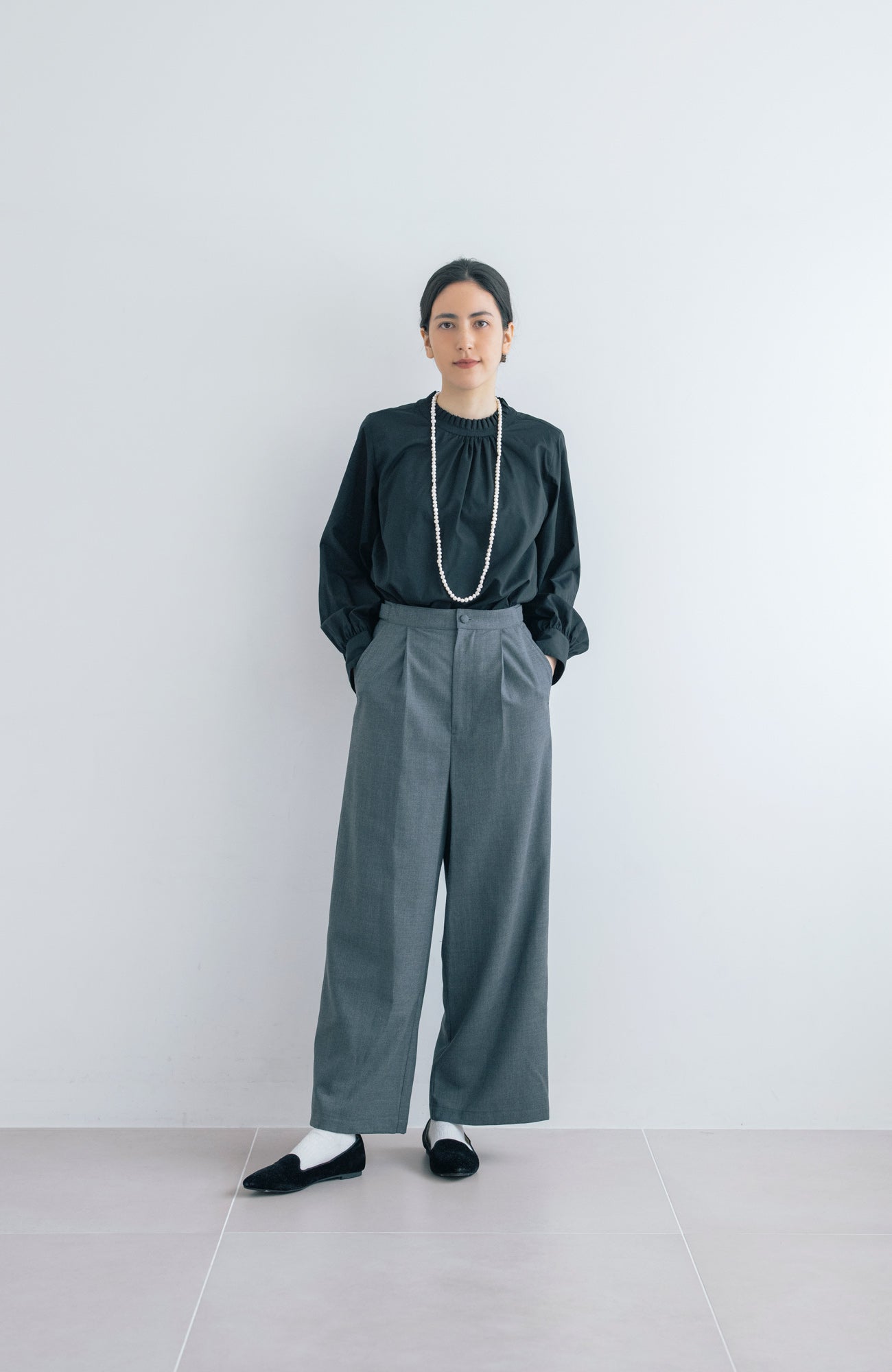 タックカラーブラウス(2025 Pre-Spring Collection)
