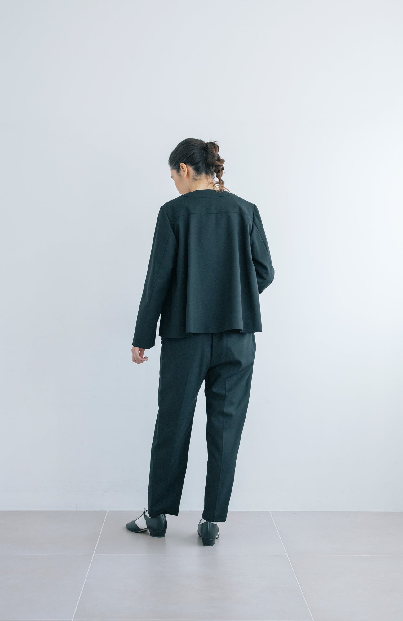 バックフレアジャケット(2025 Pre-Spring Collection)