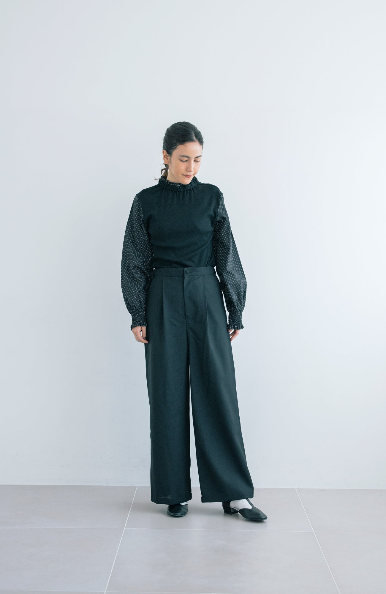 ストレートパンツ(2025 Pre-Spring Collection)