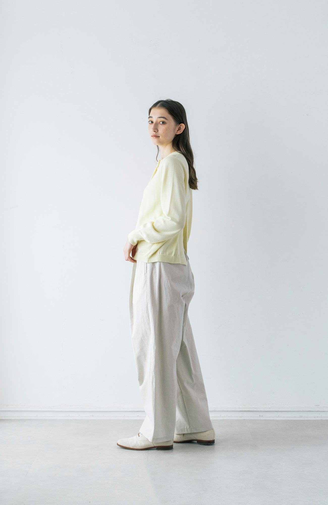 One-tuck pants/mini windowpane check (2025 Spring Collection)