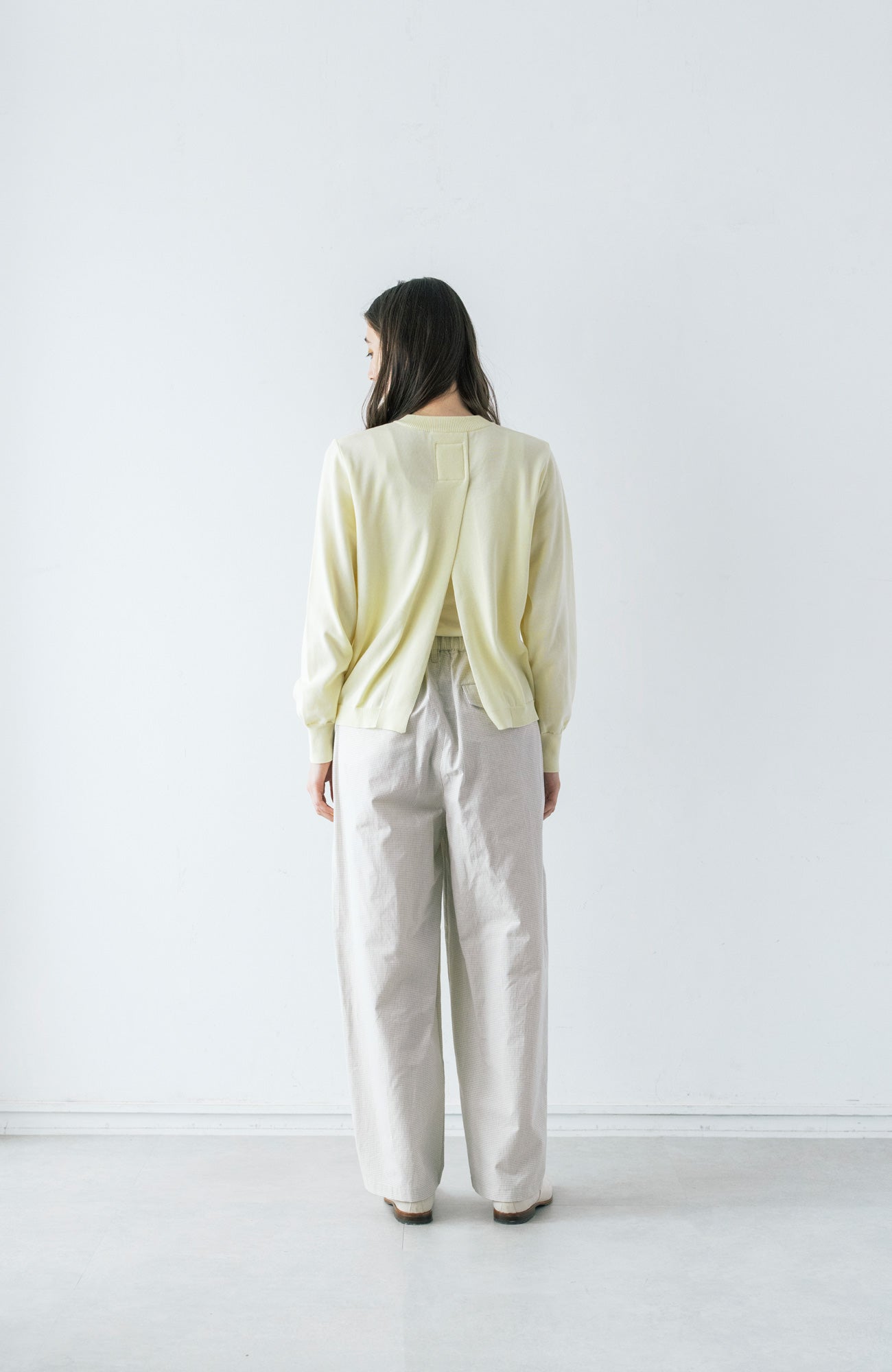 One-tuck pants/mini windowpane check (2025 Spring Collection)