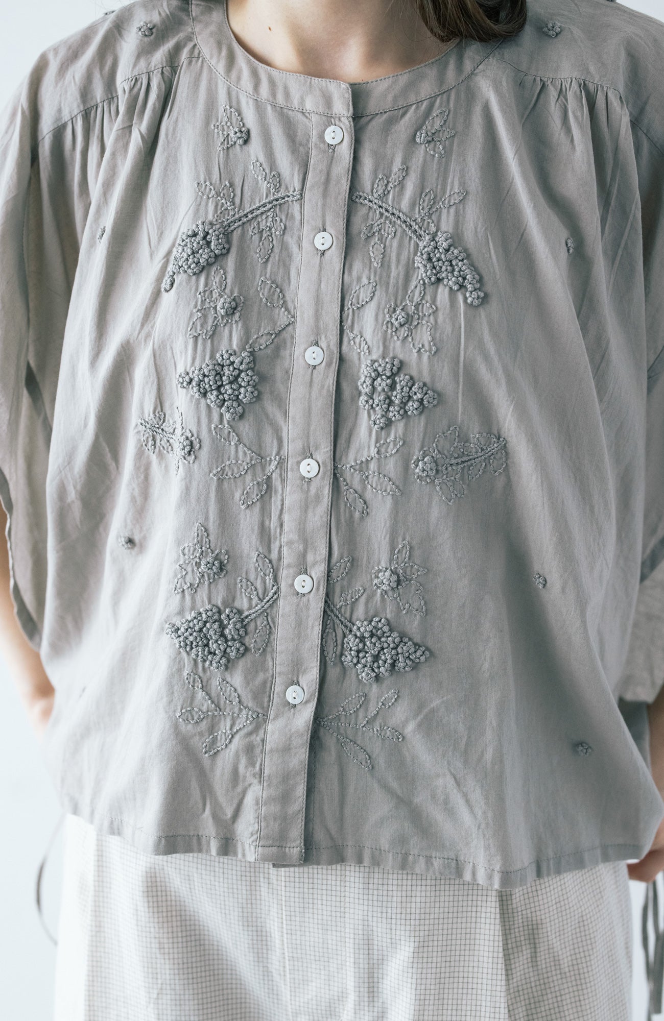 Lilas Embroidered Blouse (2025 Spring Collection)