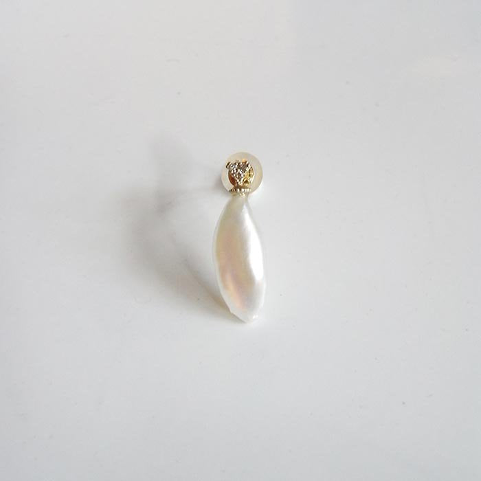 Rubus. moonlight 片耳ピアス