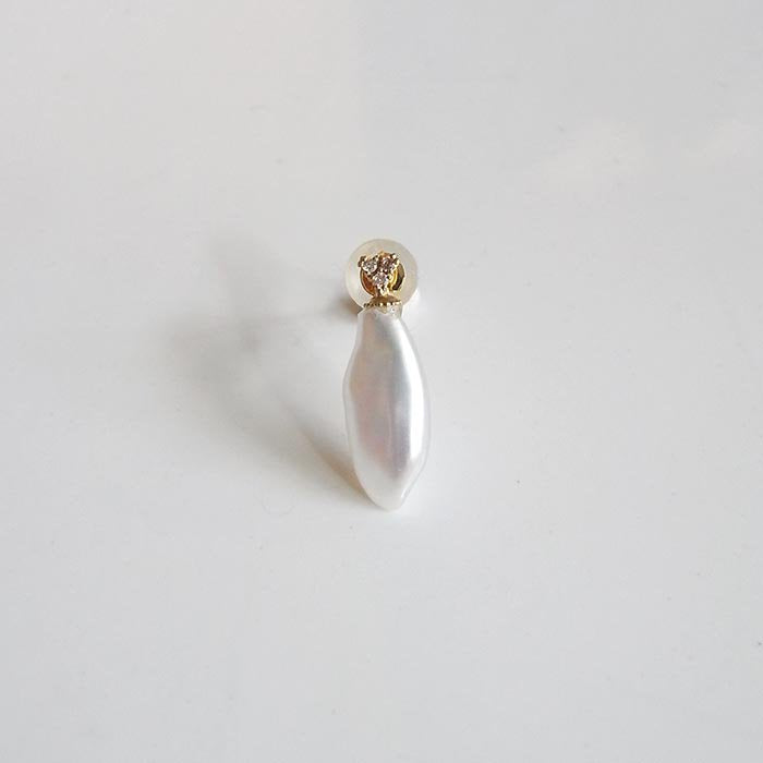 Rubus. moonlight 片耳ピアス