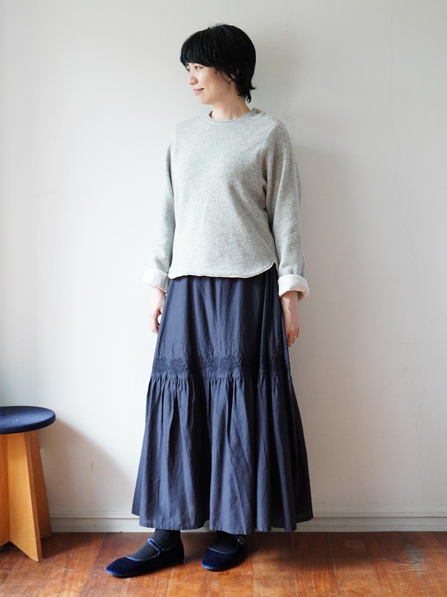 Embroidered tiered skirt