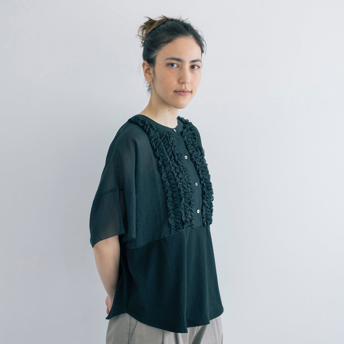 フリルブラウス(2024 Autumn Winter Collection)