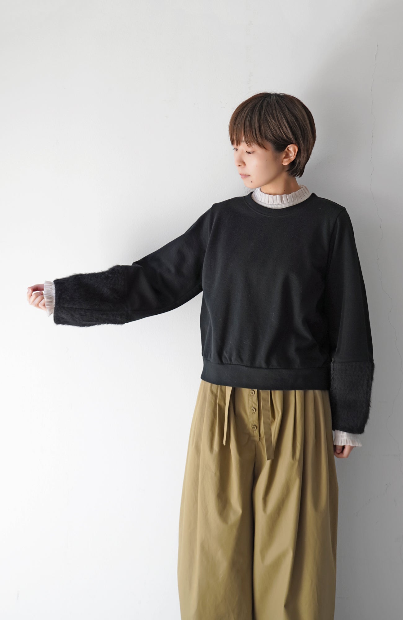 Shaggy Cuff Pullover (2024 Autumn Winter Collection)