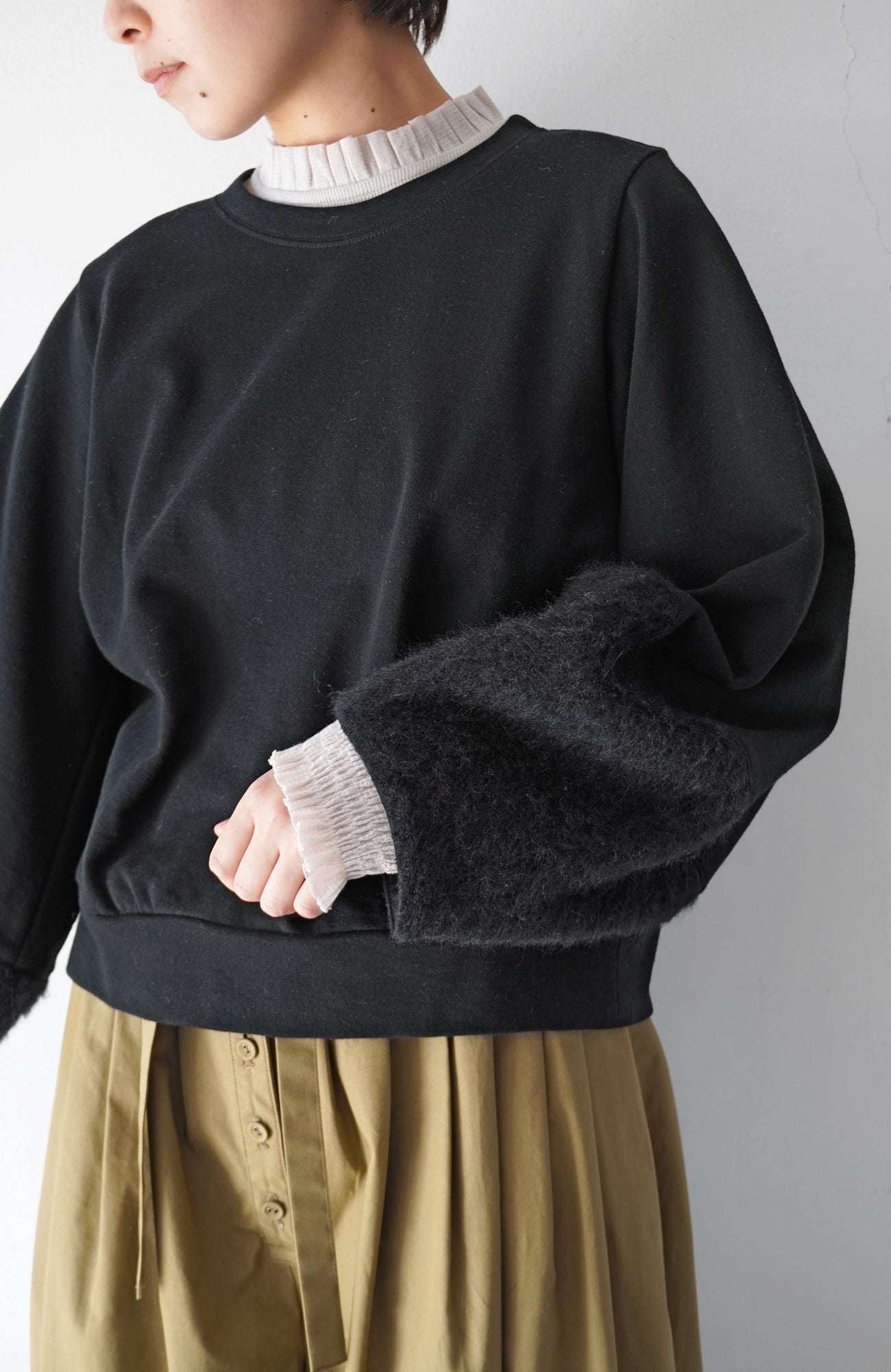 Shaggy Cuff Pullover (2024 Autumn Winter Collection)