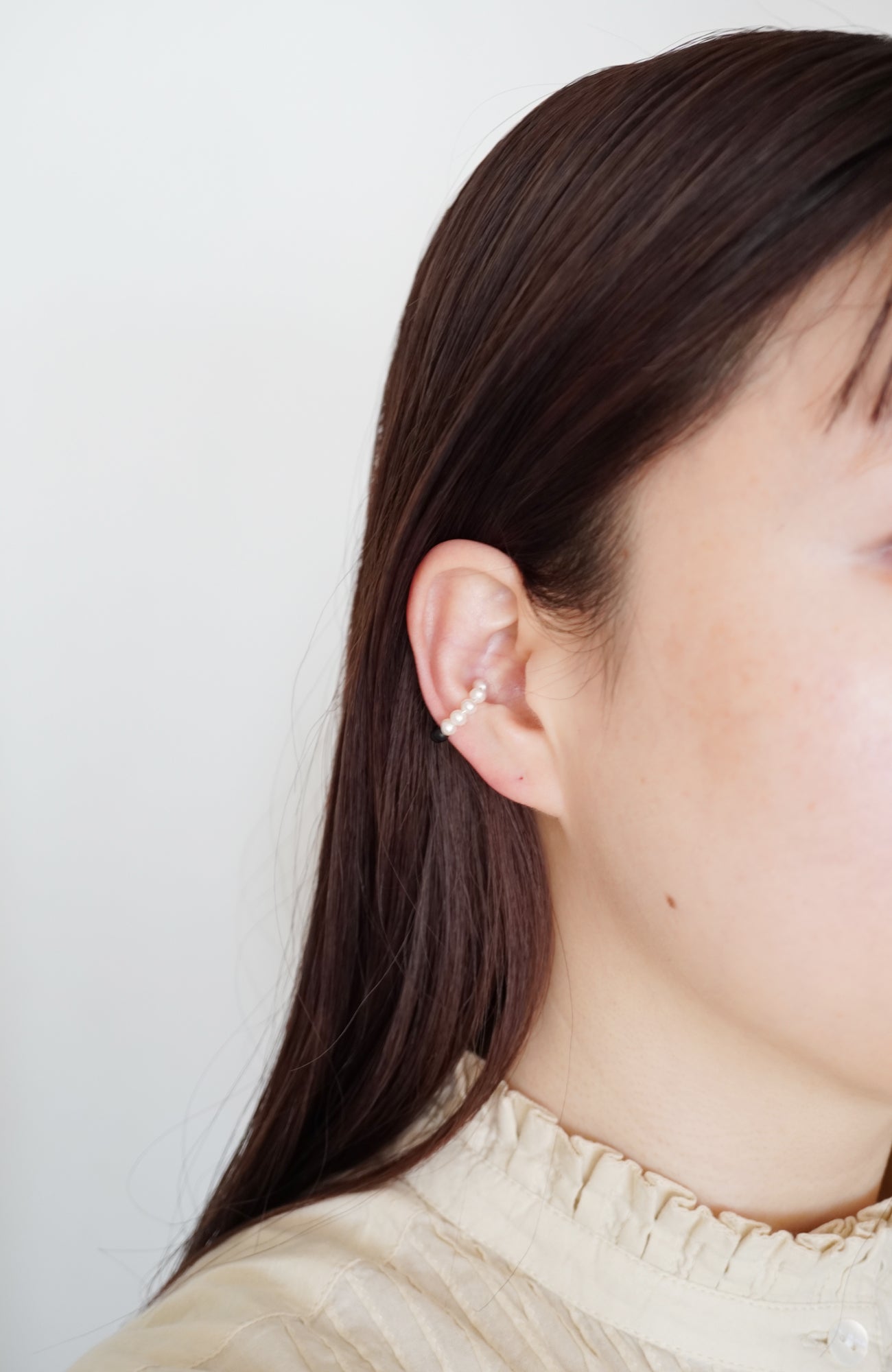 Ear cuff/pearl (2024 Autumn Winter Collection)