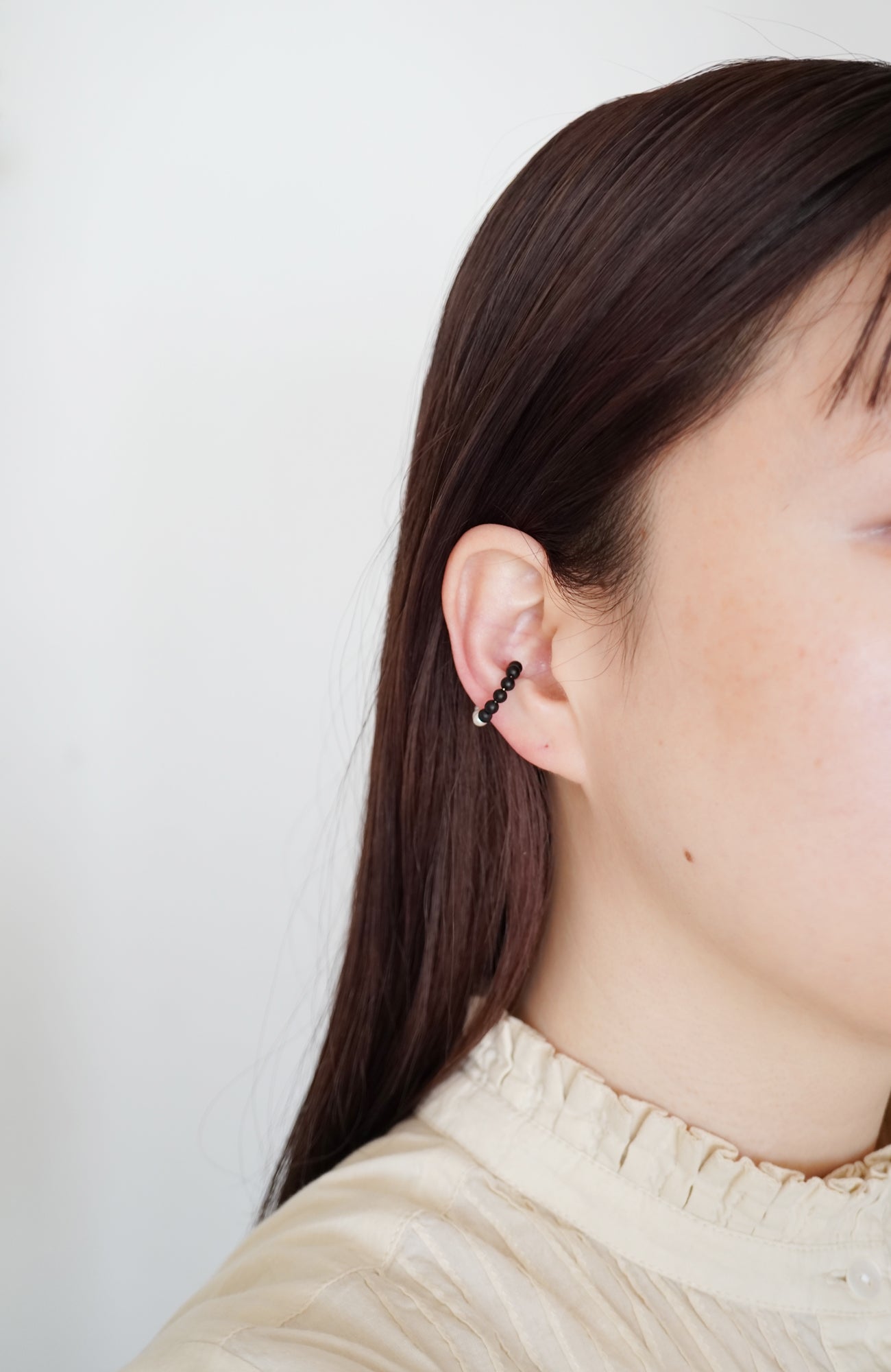 Ear cuff/pearl (2024 Autumn Winter Collection)