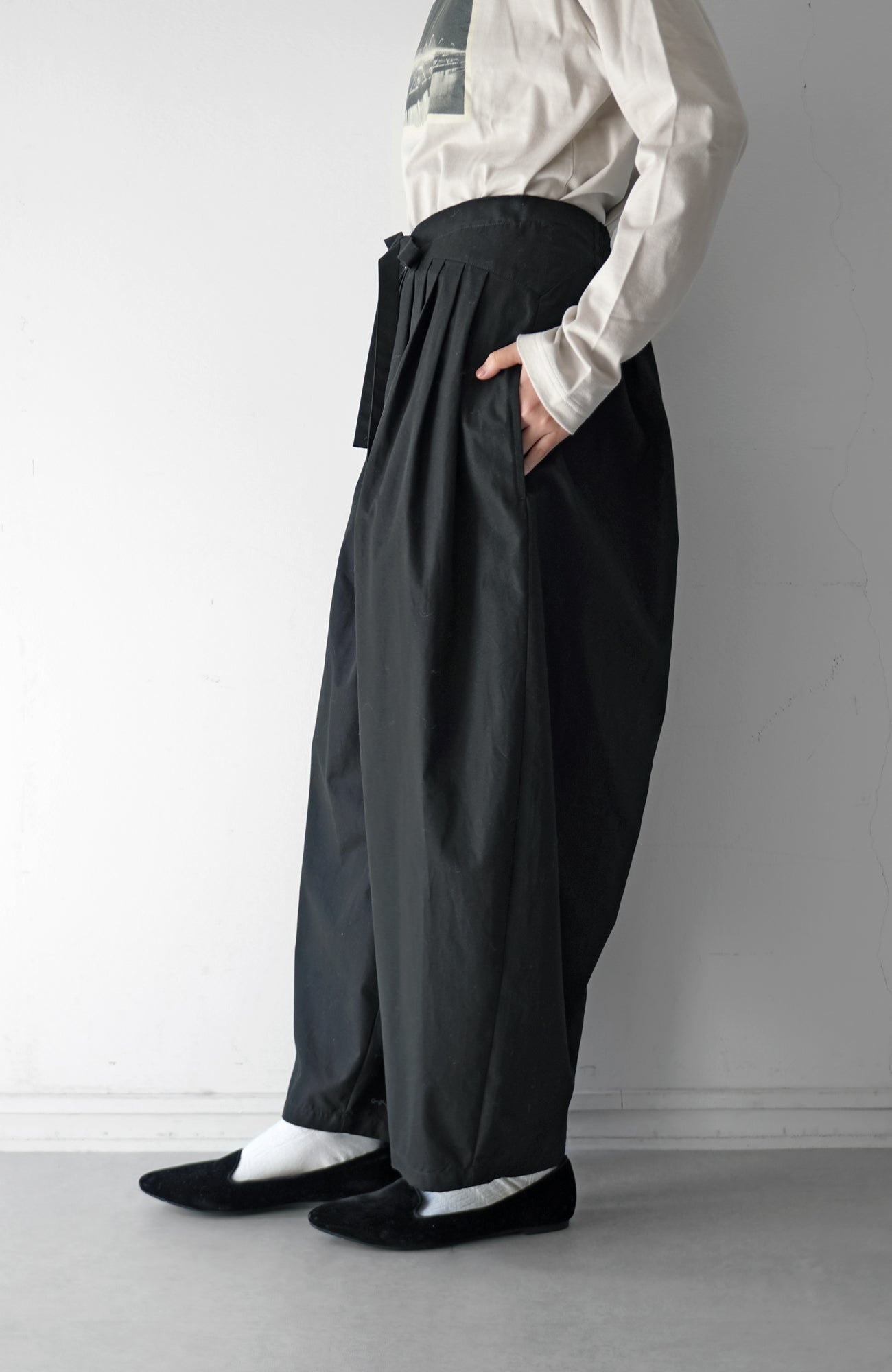 Oval Pants (2024 Autumn Winter Collection)