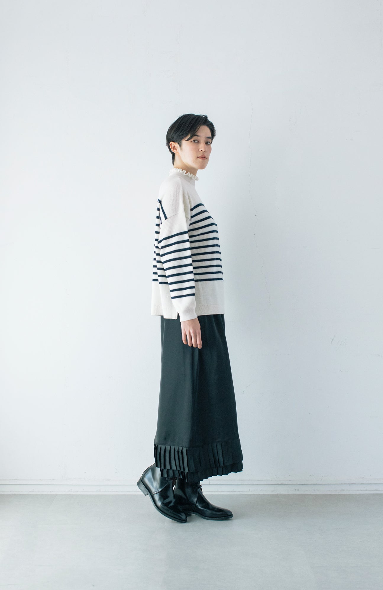 フリルオーバートップス main image 0