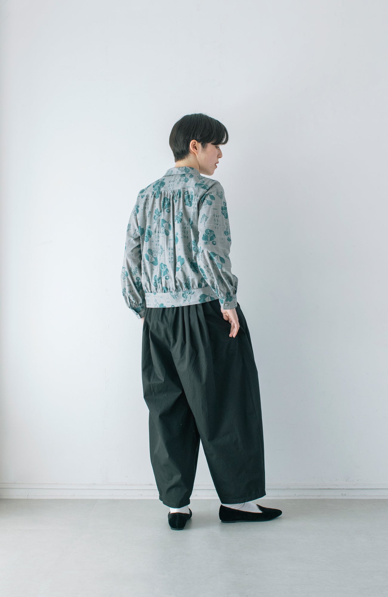 “植物ノート"ブラウス(2024 Autumn Winter Collection)